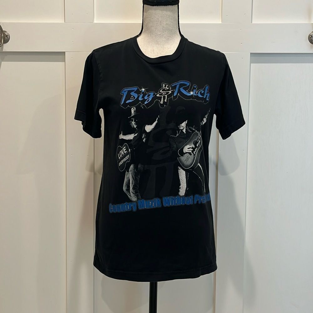 FREE w/2 item bundle purchase Big & Rich 2011 women’s Concert SS T-shirt-